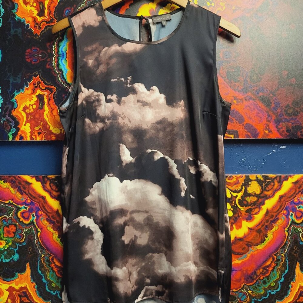 Vince Camuto ~ Sz Sm ~ Cloud Design ~ Silk ~ Sleeveless Top